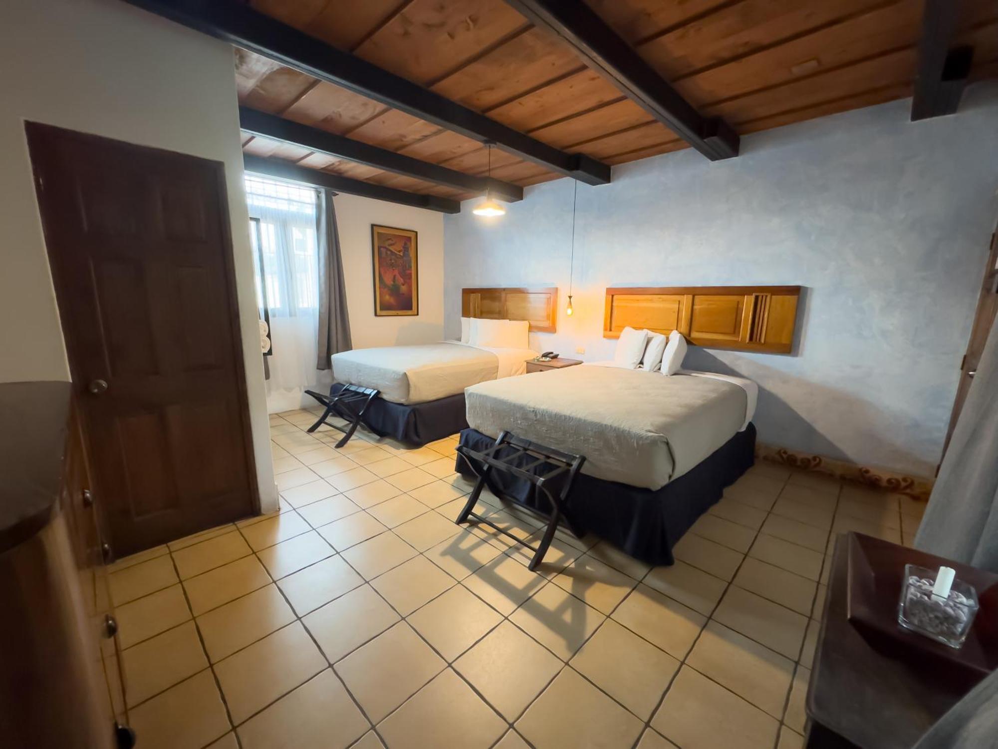 Hotel Cacique Real Antigua Room photo